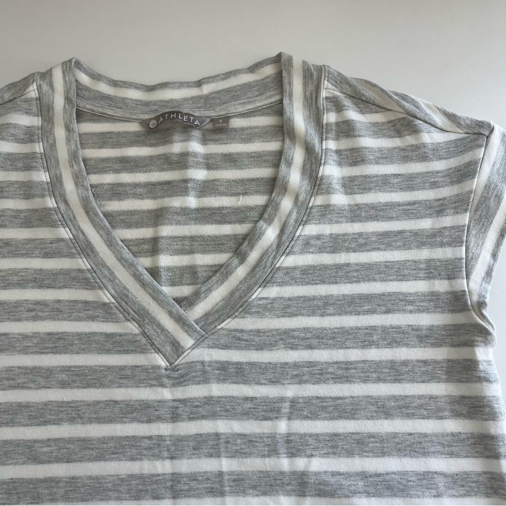 Athleta Womenās Newport Sweatshirtā Dress Gray white striped cap sleeve small